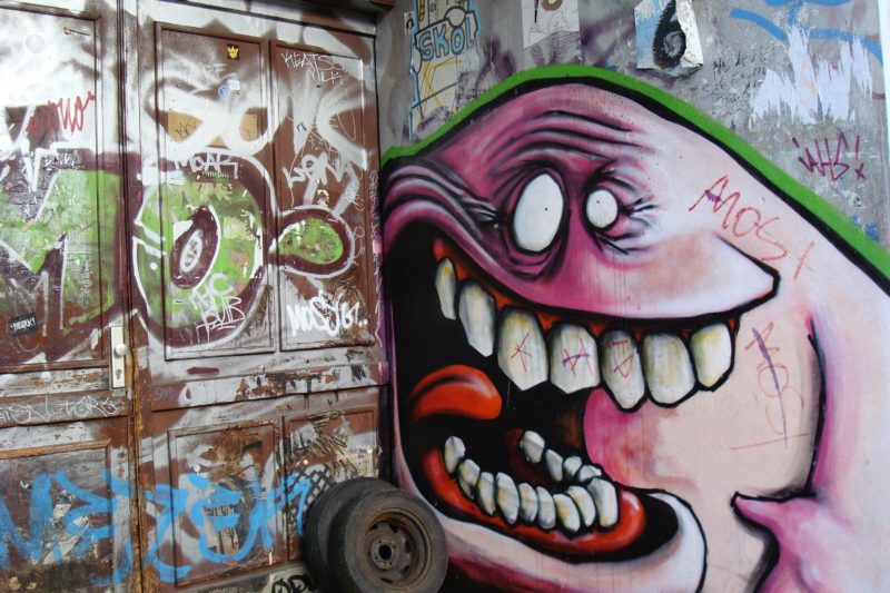 Alien featured image